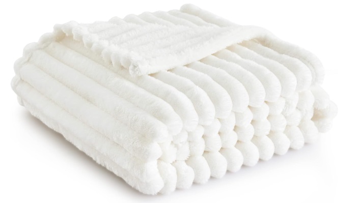 Bedsure White Throw Blanket review